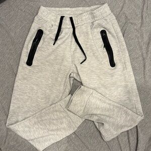 Nike Tech Doupe